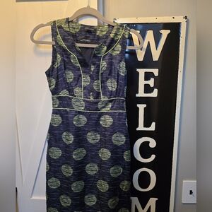 Banana Republic fitted form dress